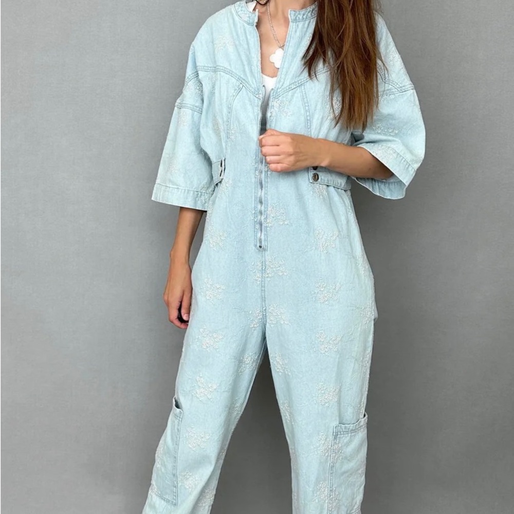 ☀️ NWT Storia Embroidered Jumpsuit
